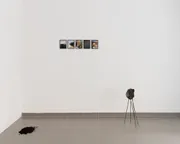 Ansicht der Ausstellung Strukturen des Fließens